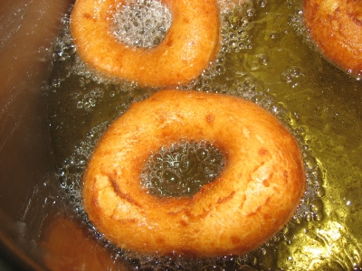 Frying Sourdough Doughnuts